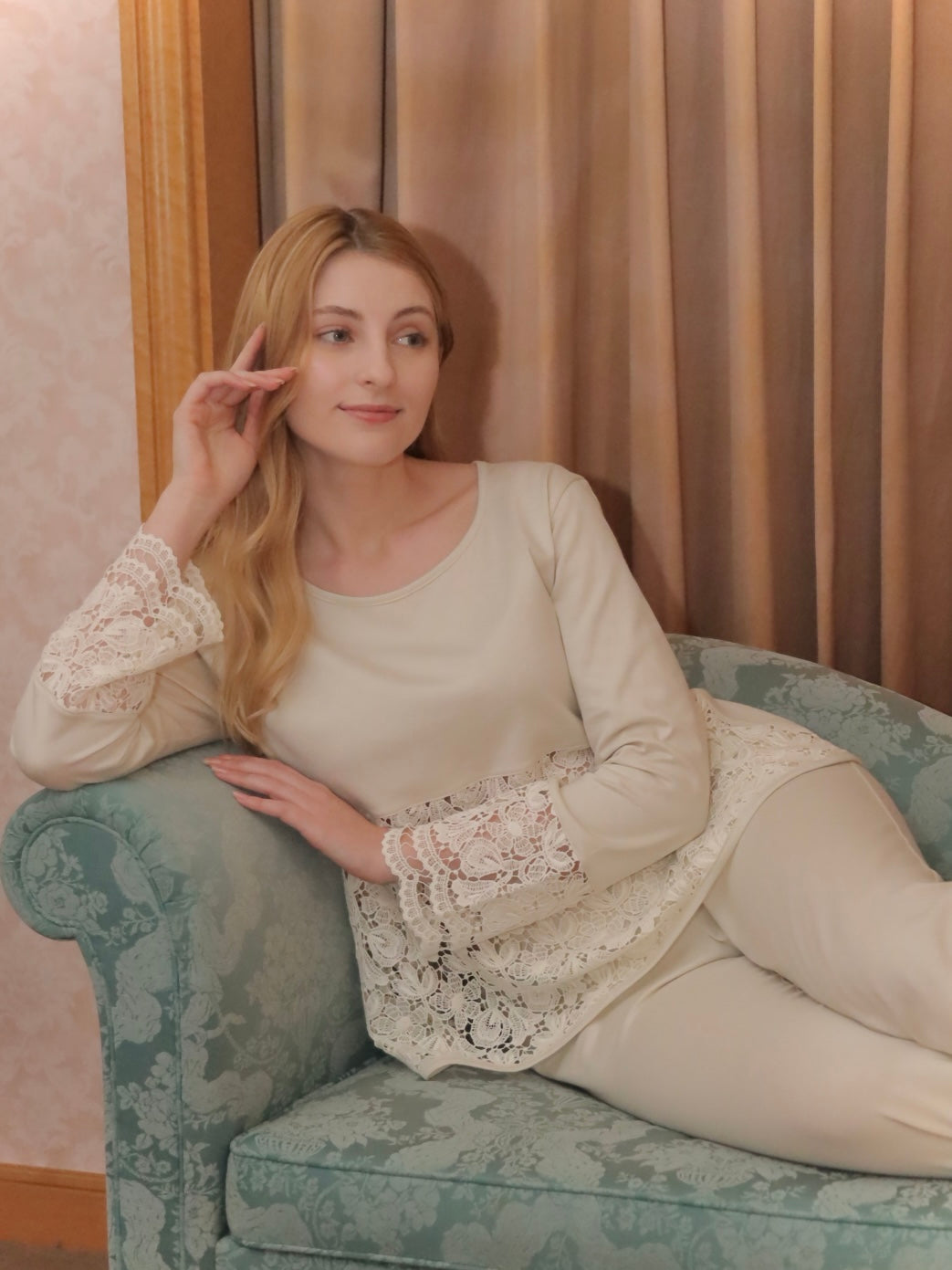 Miss Classic ロングスリーブ【ベージュ】